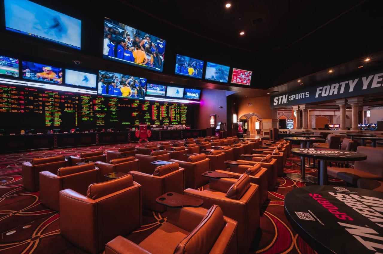 Sunset Station Hotel & Casino Las Vegas Exterior photo