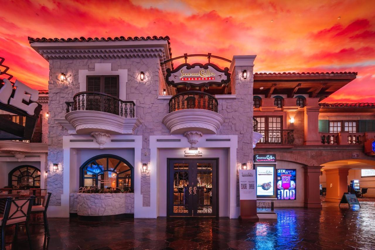 Sunset Station Hotel & Casino Las Vegas Exterior photo